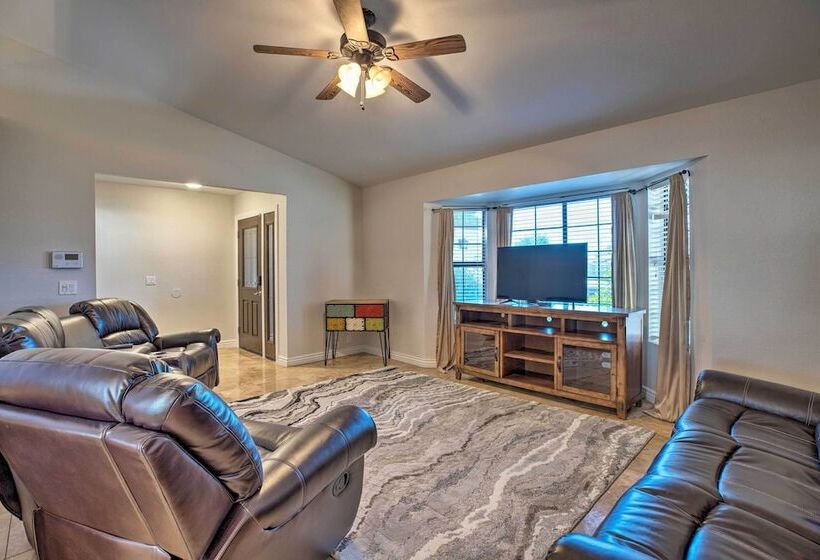 Desert Home W/ Pool: 5 Mi To Peoria Sports Complex