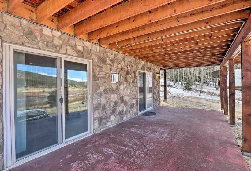 Secluded Alma Log Cabin W/ Hot Tub & Mountain View