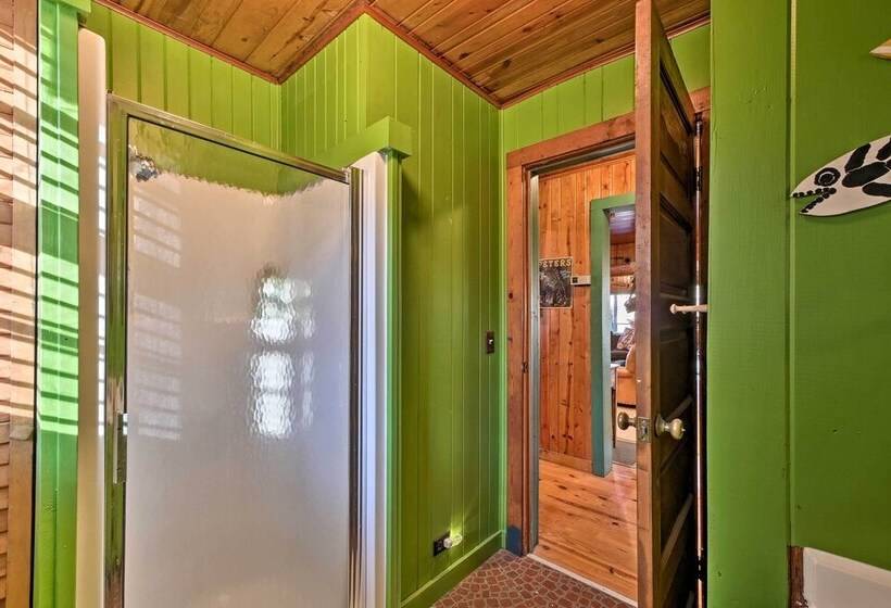 Spacious Waterfront Retreat W/ Dock & Hot Tub