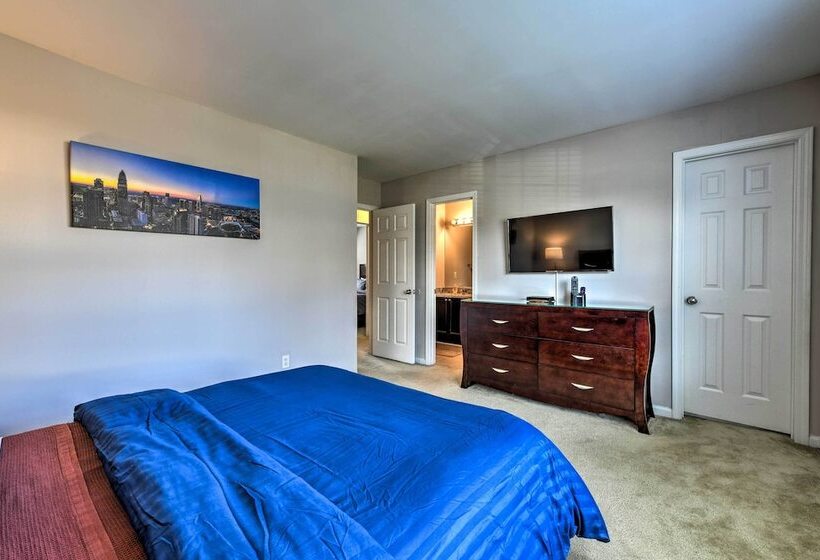 Charlotte Family Retreat W/ Deck, Near Uncc!