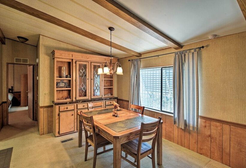 Bullhead City Home W/ Fire Pit   Walk To Co River!