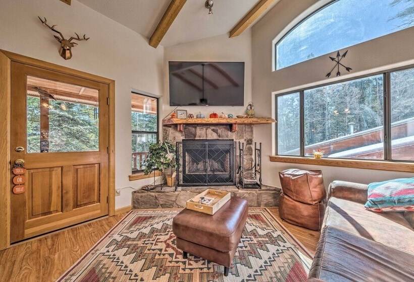 Charming  Coppertop  Cloudcroft Cabin: 3 Mi To Ski