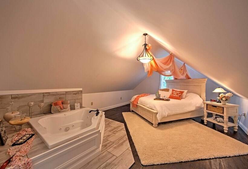 Cottage W/ Hot Tub & Fire Pit By Mahantango Creek