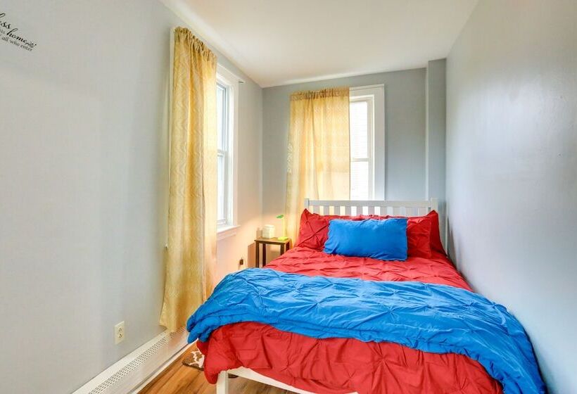 Cozy + Convenient West Orange Home   16 Mi To Nyc!