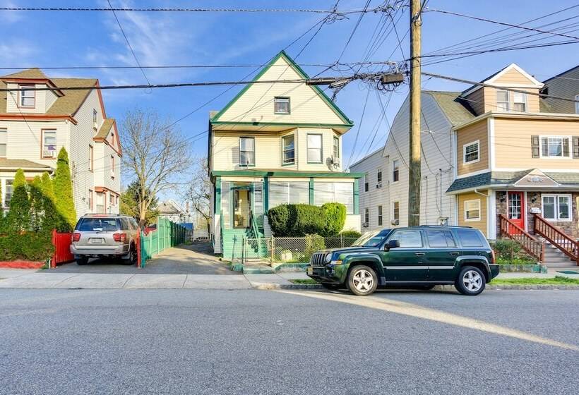 Cozy + Convenient West Orange Home   16 Mi To Nyc!