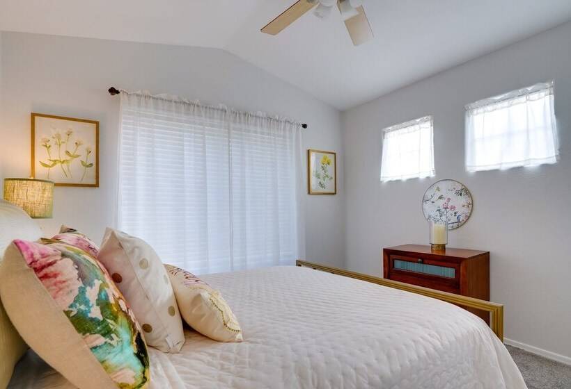 El Mirage  Sunshine House  W/ Private Pool!