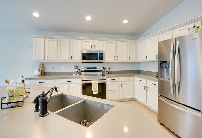 El Mirage  Sunshine House  W/ Private Pool!