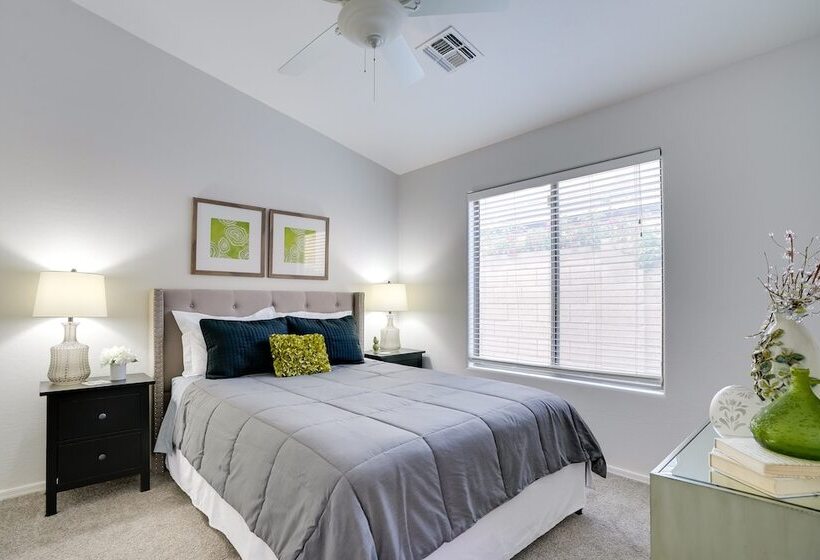 El Mirage  Sunshine House  W/ Private Pool!