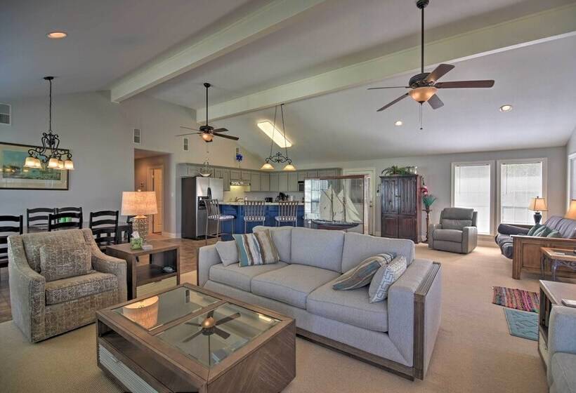 Fish At Canalfront Bay St Louis Home   Dock & Deck