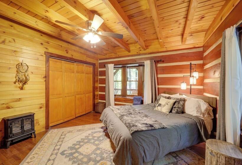 Gorgeous Boone Area Cabin W/ 2 Decks + Fireplaces!