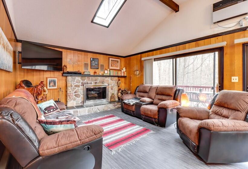 Gouldsboro Cabin W/ Game Room   Near Lakes!