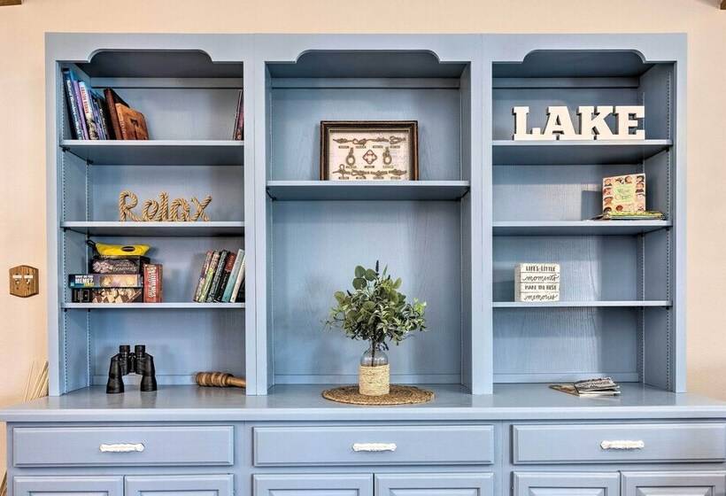 Grand Rogers Lake Home W/ Game Room & Scenic Views