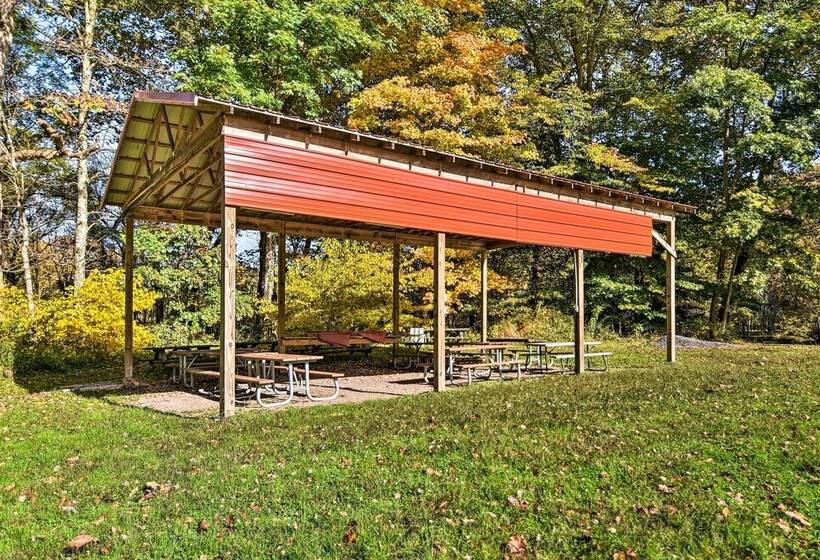Pet Friendly Cabin W/ Fire Pit & River Access!