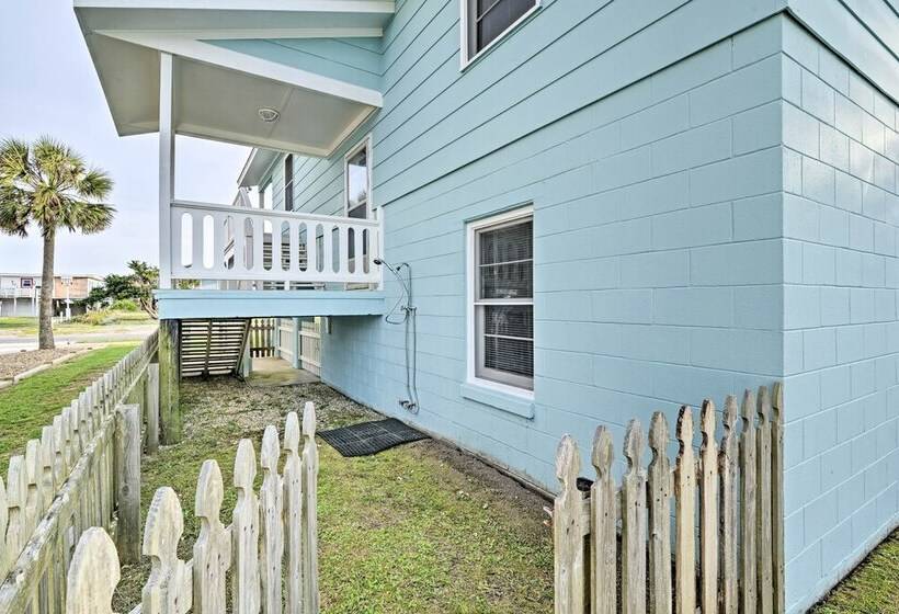 Pet Friendly Second Row House Steps To Beach!
