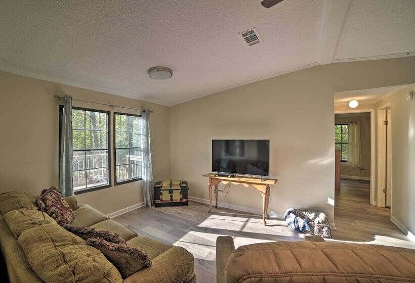 Stanardsville Cabin Rental ~ 24 Mi To Shenandoah!