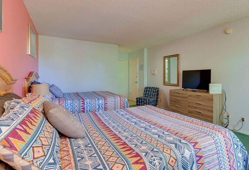 Margaritaville Oasis W/ Hot Tub: Boat & Golf!