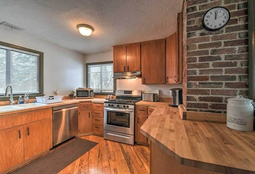 Spacious Irwin Home On Snake River!