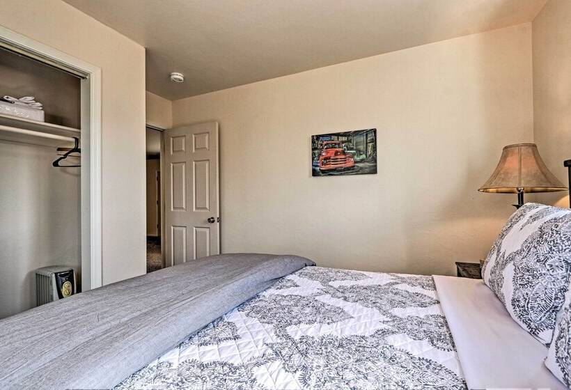 The Eagar House  White Mountains Gem W/ Views!