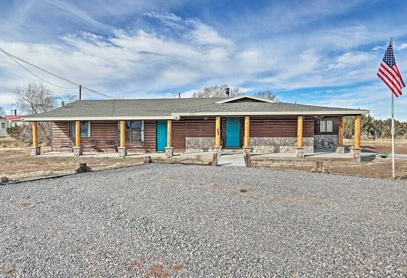 The Eagar House  White Mountains Gem W/ Views!