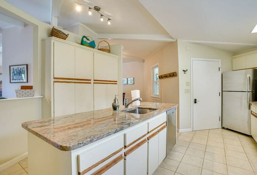 Waterfront Little Wicomico Haven W/ Dock & Kayaks!