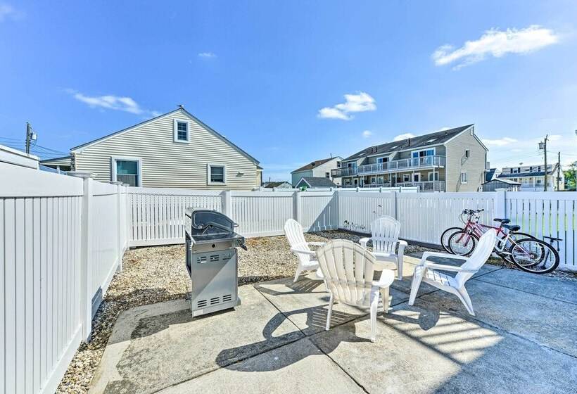 Bayfront Brigantine Escape W/ Porch & Bay Views!