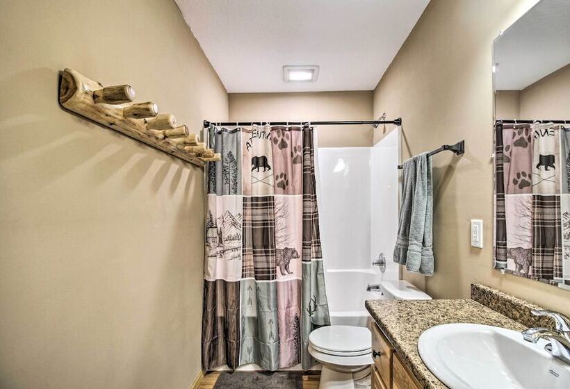 Breezy Point Cabin W/ Fire Pit   Walk To Lake