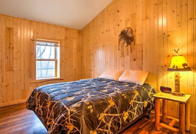 Cabin Near River   Treehouse Masters Stayed Here!