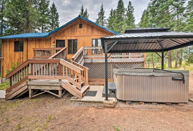 Cabin W/ Hot Tub, By Crater Lake Nat L Park!