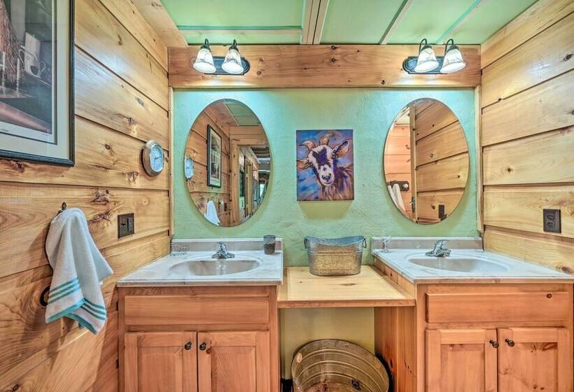 Blue Ridge Mountain Views   Fancy Gap Cabin