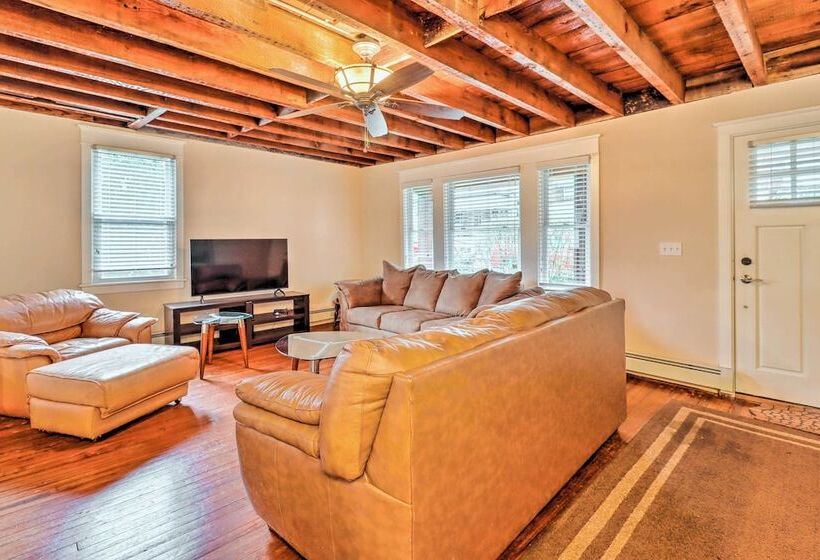 Charming & Historic Home W/ Lehigh River View