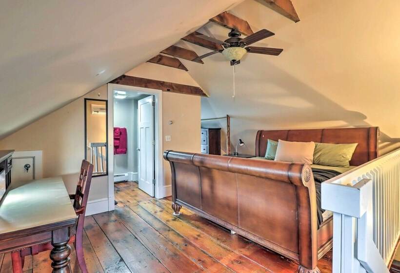 Charming & Historic Home W/ Lehigh River View