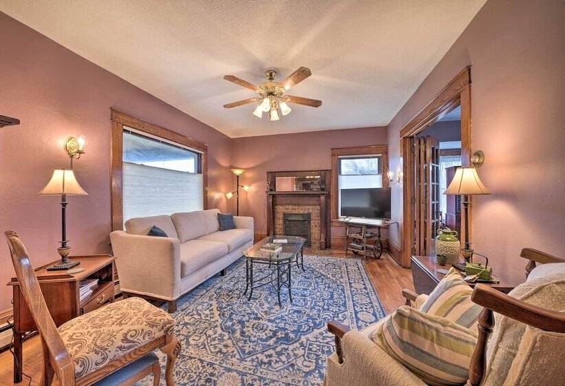 Classy Colonial House W/ Furnished Sunroom!
