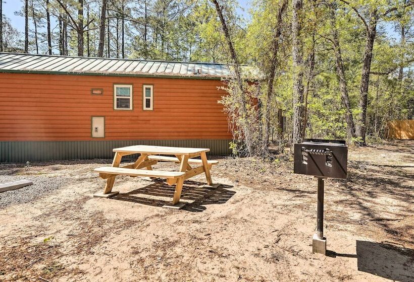 Family Friendly Cabin ~ 5 Mi To Dtwn New Bern