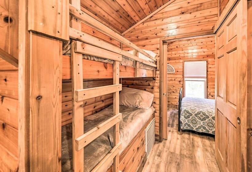 Family Friendly Cabin ~ 5 Mi To Dtwn New Bern