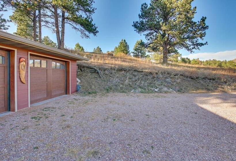Hill City Hideaway Near Mt Rushmore & Hiking
