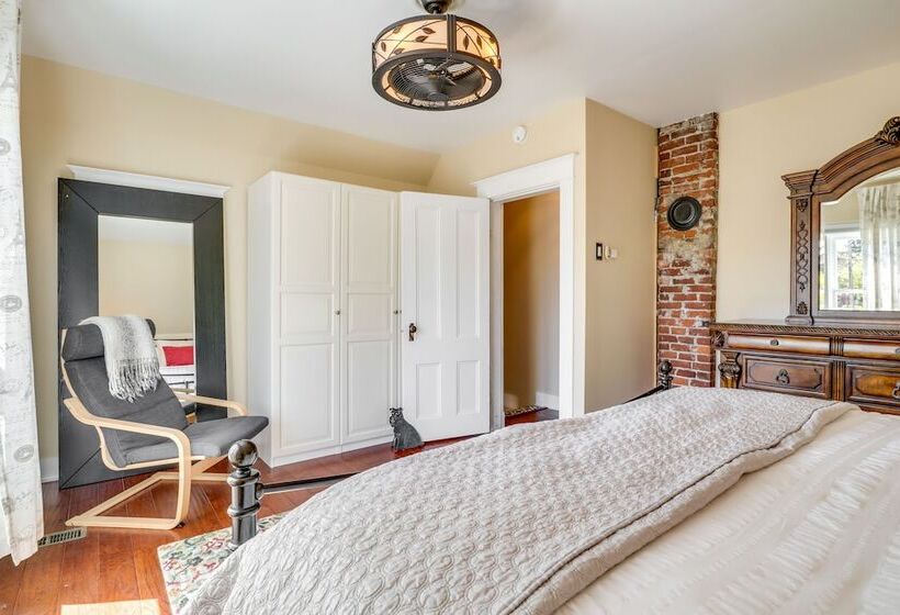 Historic Home Near Downtown Salem: Walk To Capitol