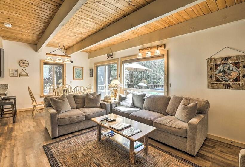Incline Village Cabin ~ 3 Mi To Lake Tahoe!
