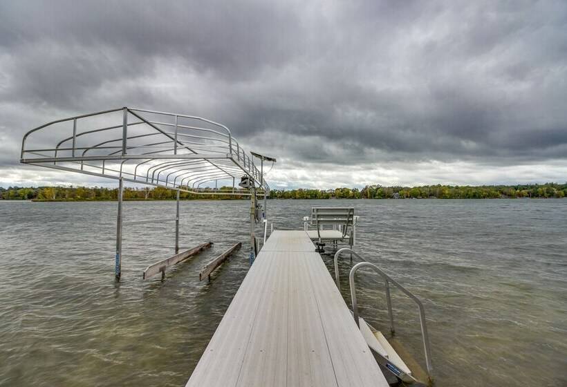 Pequot Lakes Retreat W/ Beach + Fire Pit!