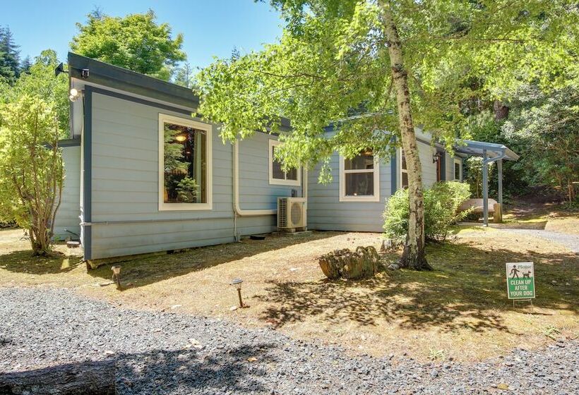 Rustic Bandon Log Cabin On 5 Acres Of Woodlands!