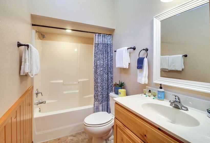 Rustic Bandon Log Cabin On 5 Acres Of Woodlands!