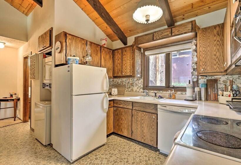 2 Mi To Grand Lake: Cabin W/ Fireplace & Library!