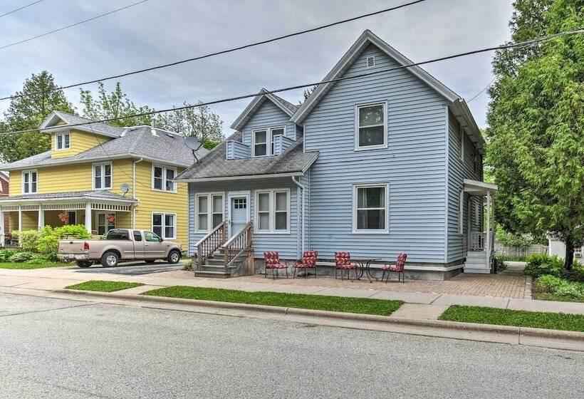 Walkable Lake Elkhart Apt: Dine, Shop, Swim!