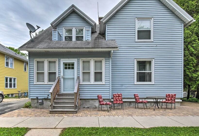 Walkable Lake Elkhart Apt: Dine, Shop, Swim!