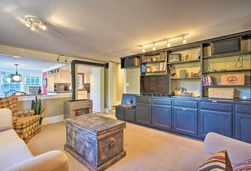 3 Acre Lodge W/ Snowmobile & Four Wheeling Trails