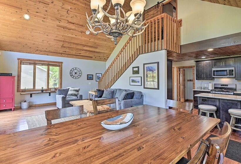 Cabin 1 Mi To Sand Valley, 1 Block To Beach