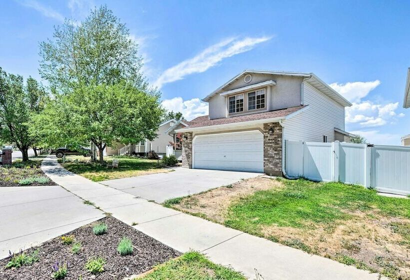 Charming Family Home W/ Yard, Pets Welcome!