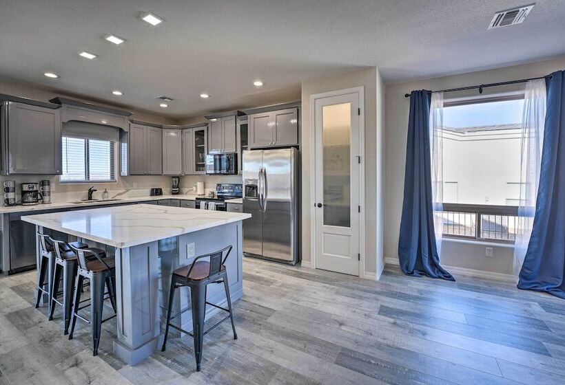 Cozy Bullhead City Home W/ Grill, 3 Mi To Co River