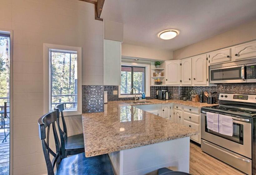 Enchanted Pines  Mountain Escape W/ Deck & Grill!