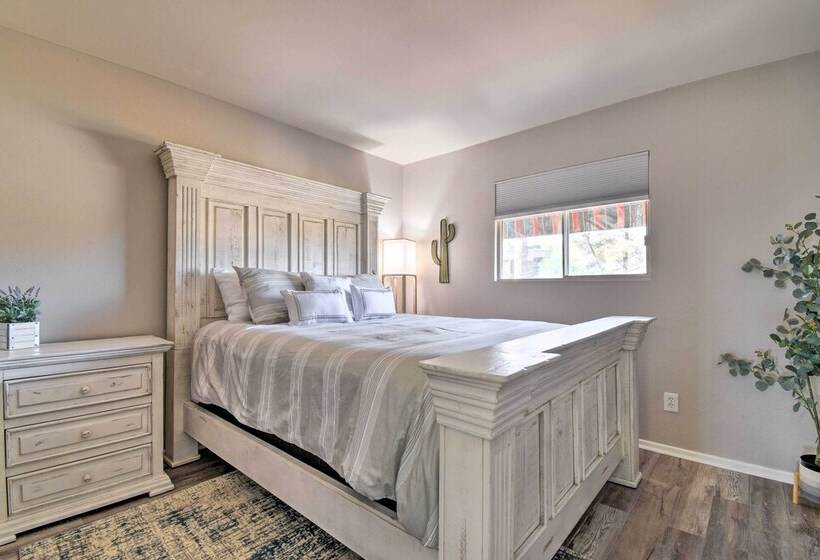Fountain Hills Home W/ Pool & Mountain Views