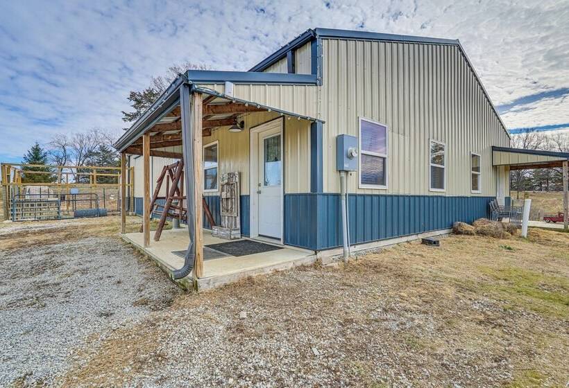 Grace Place  Clark House On Farm: Shared Hot Tub!